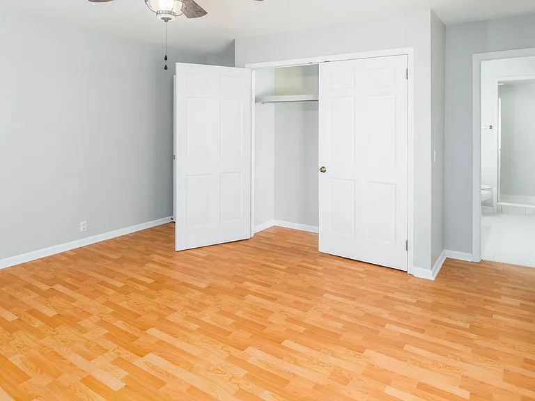 16 Malaga Cir — Photo 9