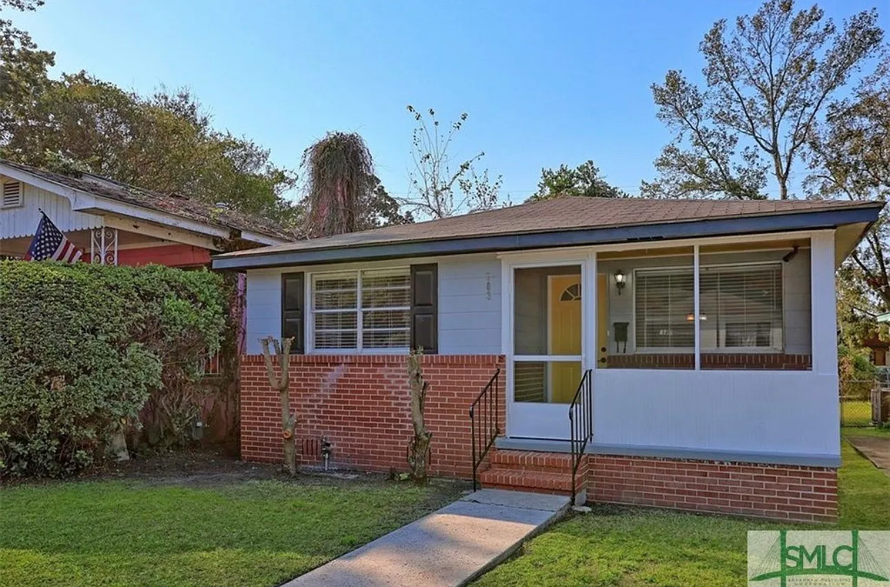 3 bed, 1100 sqft, $2,150 — Photo 1