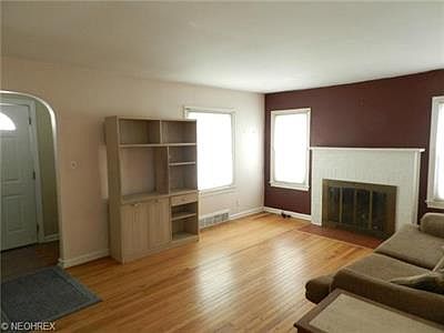 3rd image of 4488 High St