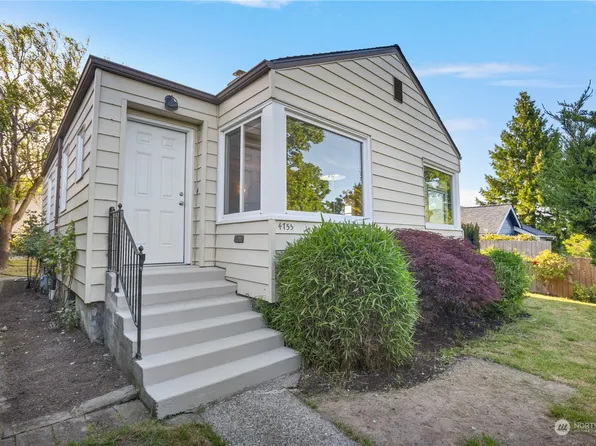 4755 35th Avenue SW, Seattle, WA 98126