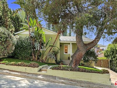 3992 Prospect Ave, Los Angeles, CA, 90027