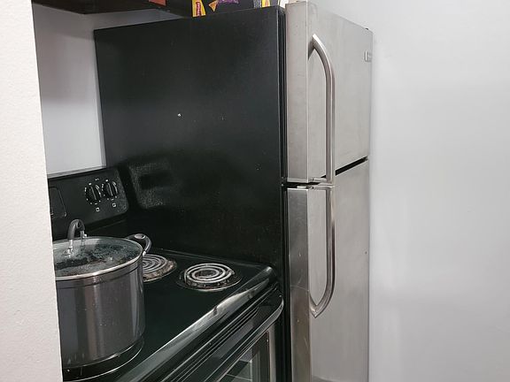4th image of 3106 Archwood Ave APT 110
