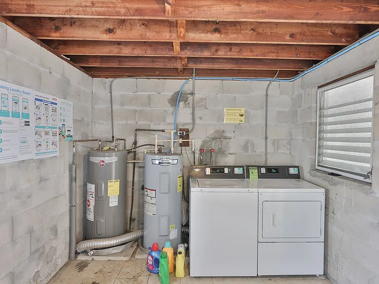 2035 Edgewater Dr #10 — Photo 17