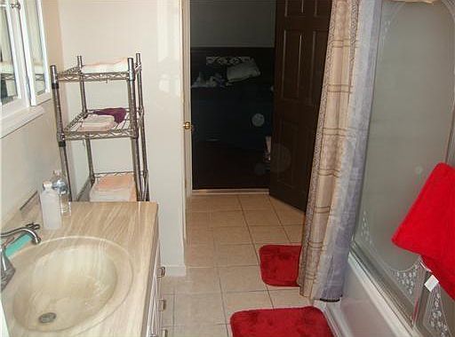 4th image of 4109 Hollygrove St