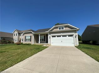 37336 W Fenwick Dr, North Ridgeville, OH 44039
