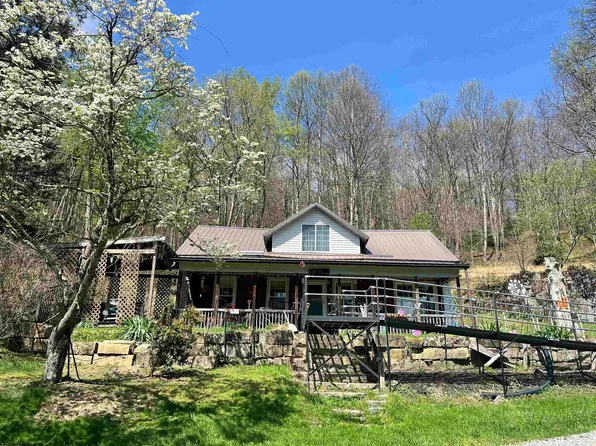 170 Gregorytown Rd, Rock Cave, WV 26234