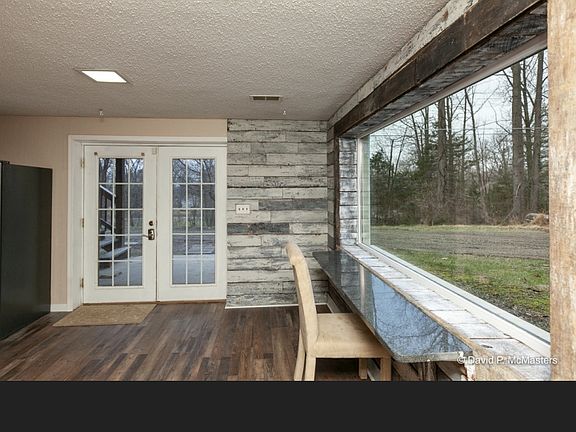 4th image of 890 Keyes Gap Rd
