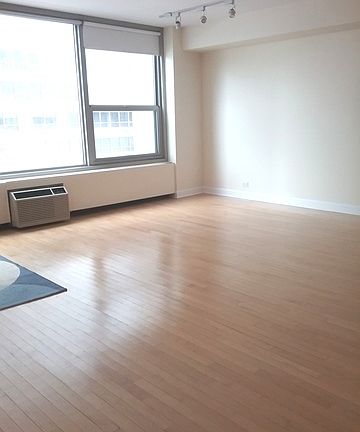 4th image of 3600 N Lake Shore Dr APT 309