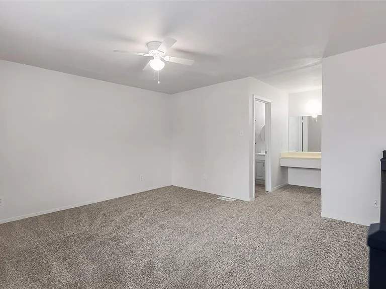 2201 Mission Hill Cir #4 — Photo 13