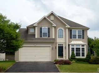 1385 Ciara Dr, Bethlehem, PA 18017