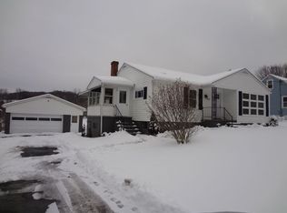 1247 Pomroys Dr, Windber, PA
