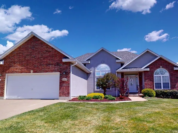 3140 Cannon Dr, Sedalia, MO 65301