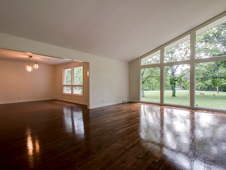 1793 Tyne Blvd — Photo 1