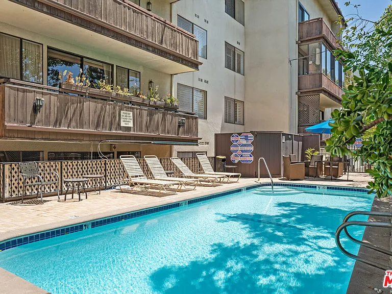 1277 S Beverly Glen Blvd #408 — Photo 34