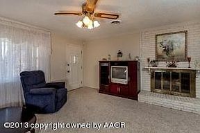 4th image of 7102 Applewood Dr