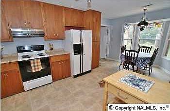 5th image of 106 Harwell Ln