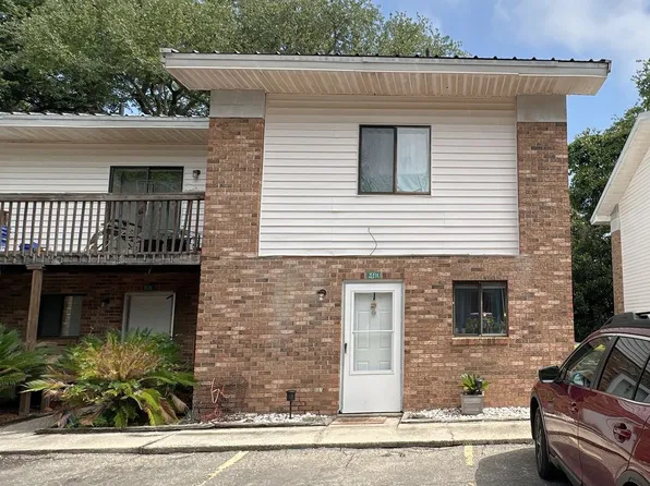 263K Brooks St SE, Fort Walton Beach, FL 32548