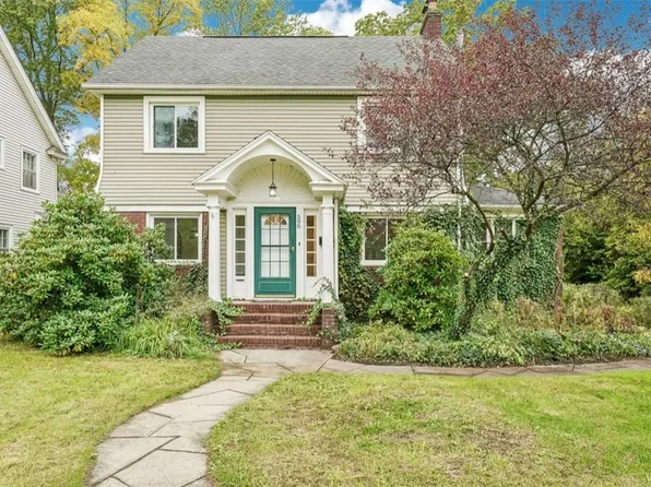 596 Greenwood Ave, Akron, OH 44320