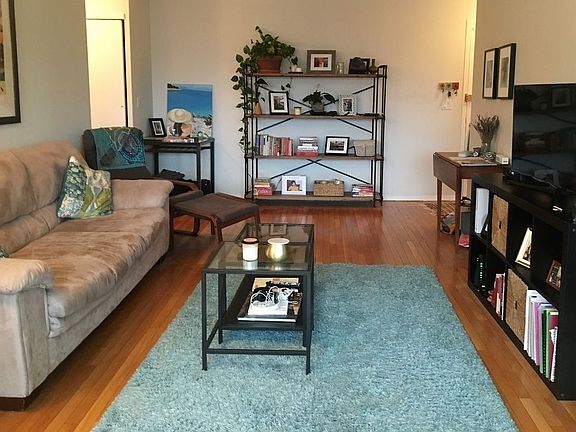 3rd image of 160 W 97th St APT 12B