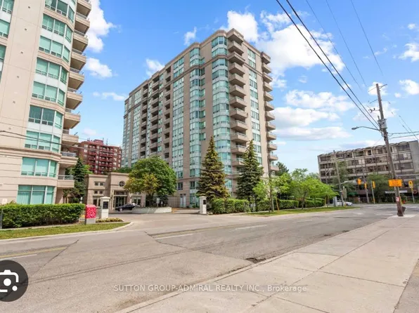 2 Covington Rd #803, Toronto, ON M6A 3E2