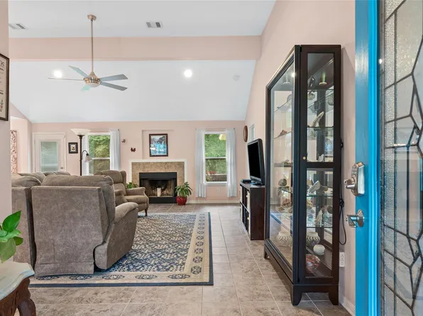 605 Pelican St, Magnolia, TX 77355