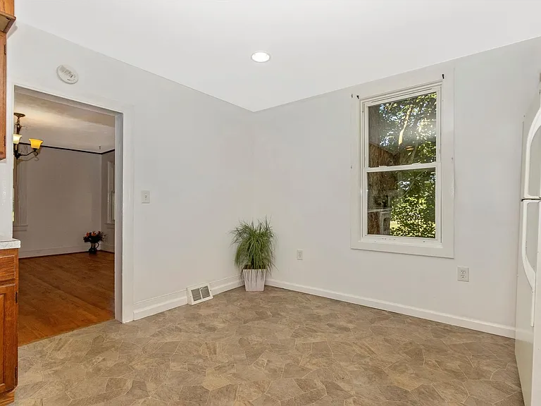 13634 Glissans Mill Rd — Photo 17