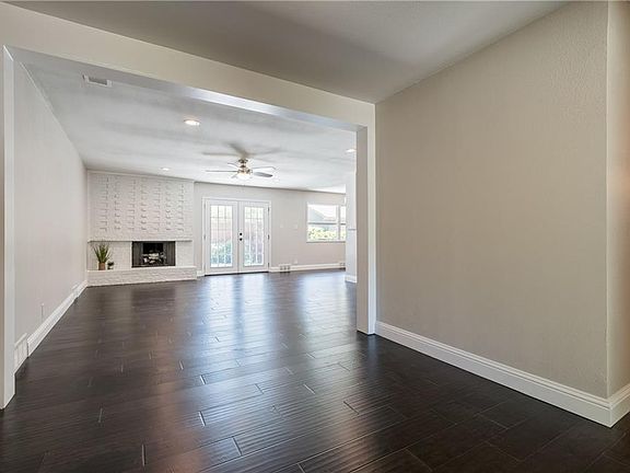 4th image of 3946 Cedar Bayou Dr