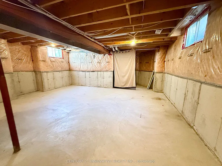 913 Windflower Pl — Photo 25