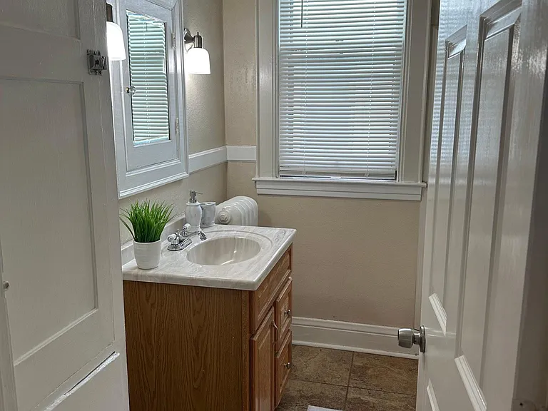 6 Kenyon Ct #3 — Photo 8