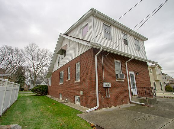 5th image of 1215 Newberry Ave
