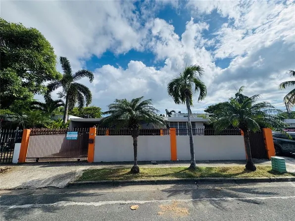 102 URANO, CAROLINA, PR 00979