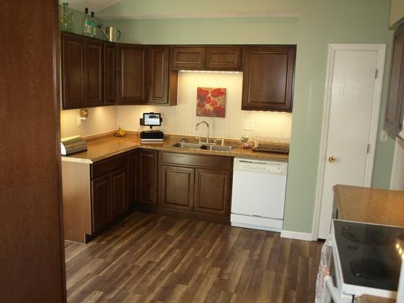 5th image of 5451 Hazen Ave