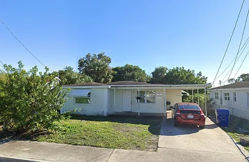 1209 W 34th St Photo 1