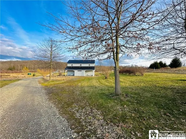 31 Diamond Dr #3, Frewsburg, NY 14738