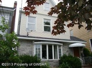 587 N Locust St, Hazleton, PA 18201