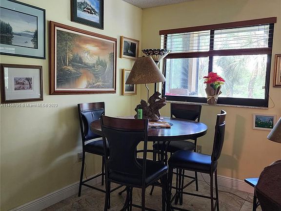 3rd image of 15405 Miami Lakeway N #2091