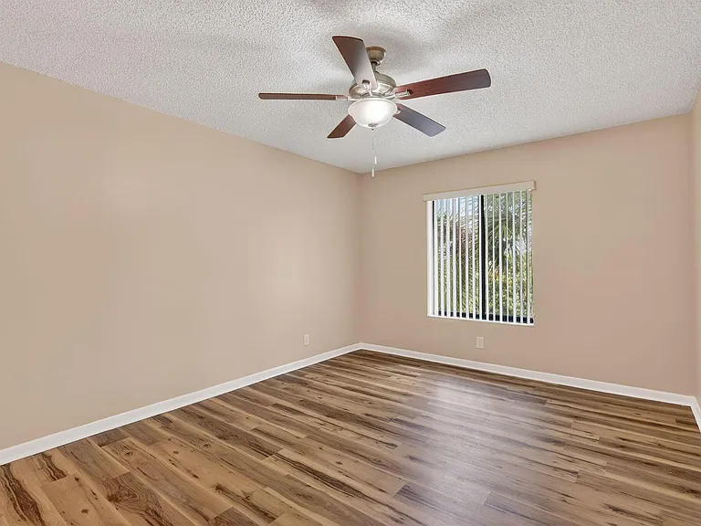 624 Sea Pine Way #B3 — Photo 23