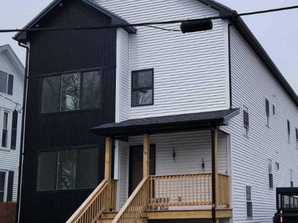 15 Roanoke St #2