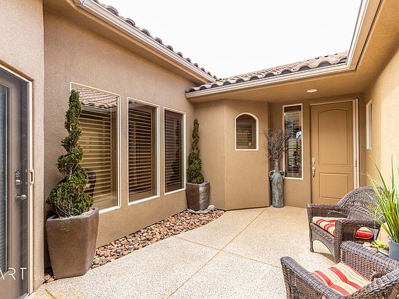 5th image of 4964 S Bonita Bay Dr