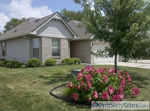 2nd image of 820 Ashton Parke Dr