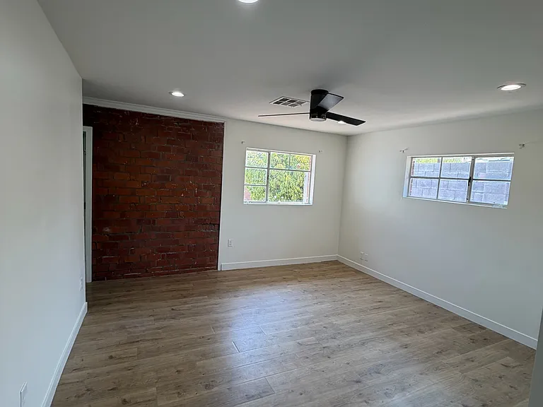 4513 N 2nd Dr — Photo 5