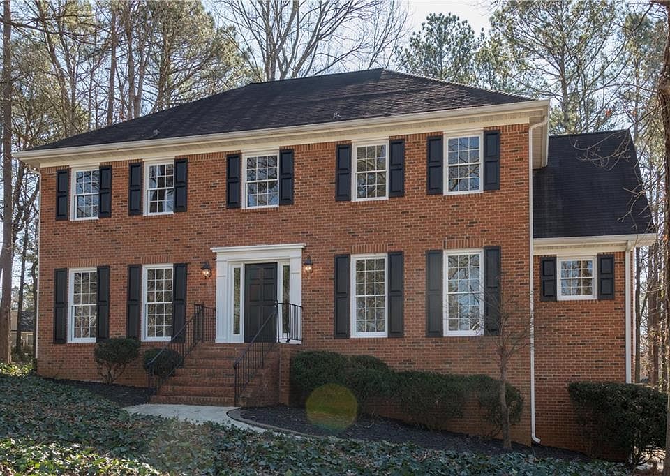 1st image of 500 Timber Laurel Ln