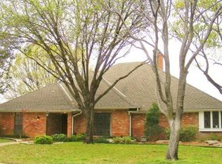 5122 Bridgewater Dr, Arlington, TX 76017