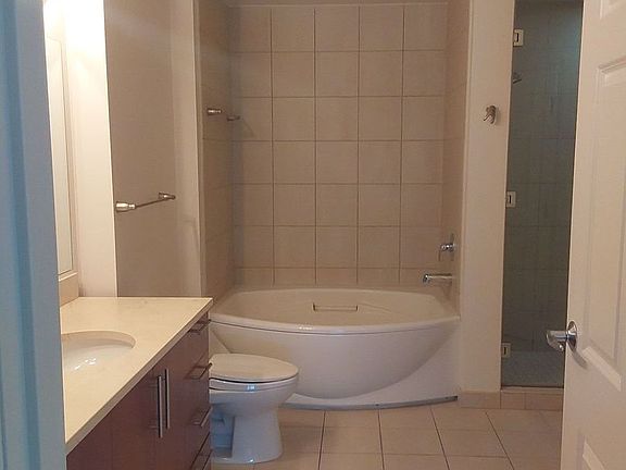 5th image of 200 W Sahara Ave Unit 2807