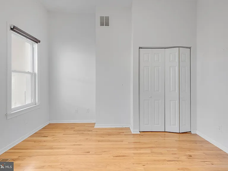 1517 S Lecount St — Photo 18