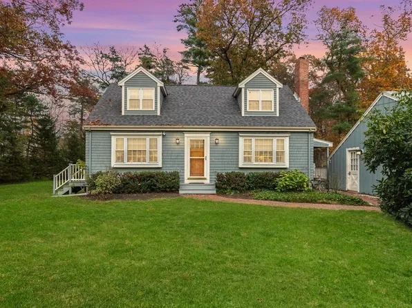 49 Pleasant St, West Newbury, MA 01985