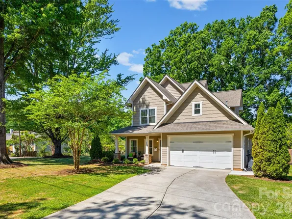 2562 Roseview Ln, Charlotte, NC 28205