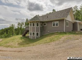 3186 Forrest Dr, Fairbanks, AK 99709
