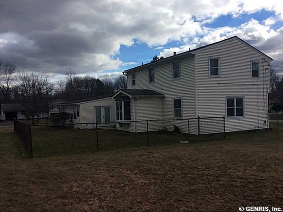 4th image of 52 Lovelace Ln