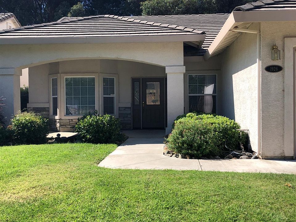 1st image of 1926 Bradley Estates Dr